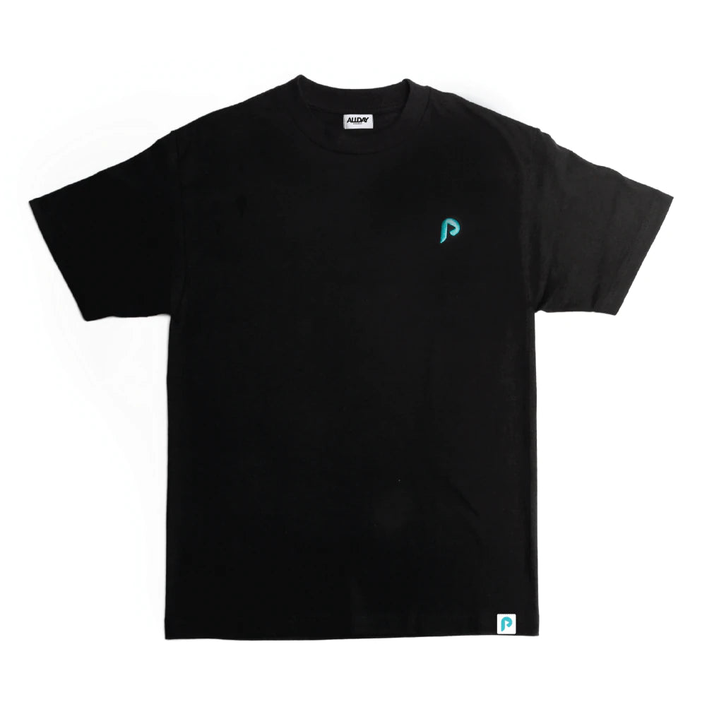 Plug Play T-Shirt - P Logo