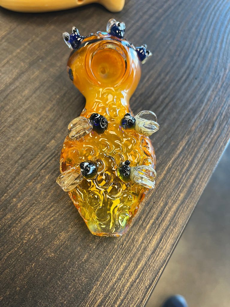 Bee Pipe - Glass Pipe